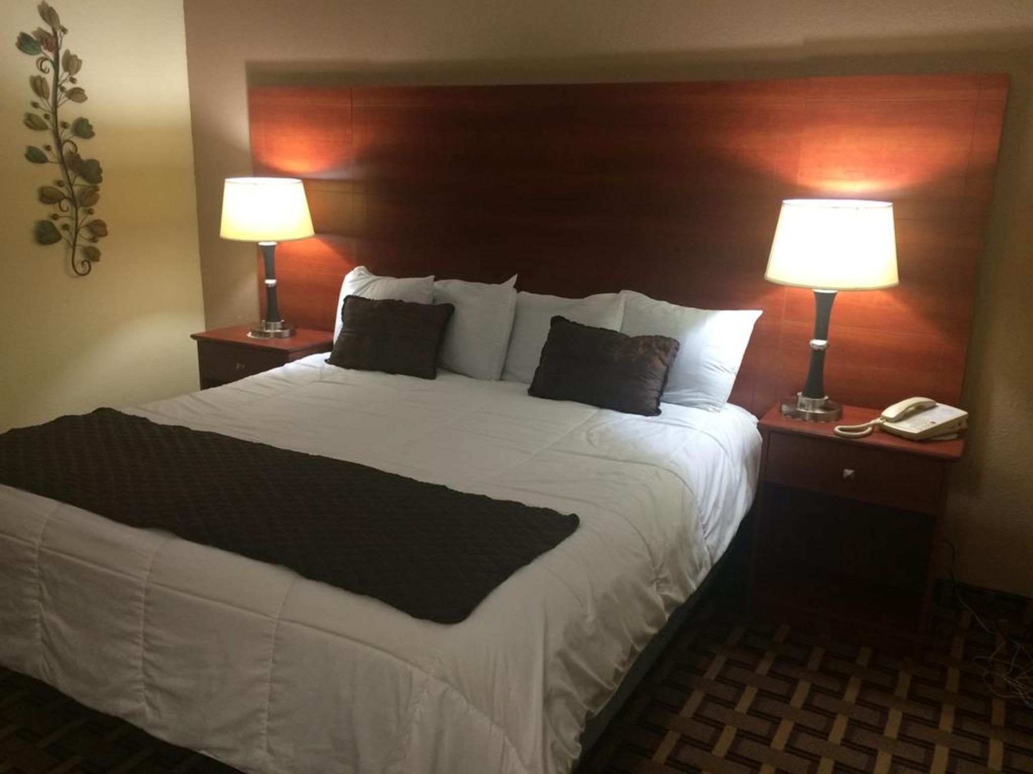 Baymont By Wyndham Paducah Hotel Exterior photo